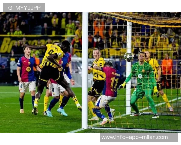 克鲁伊维特称若为巴萨主帅将续约莱万一年看重其经验与能力 克鲁伊维特称若为巴萨主帅将续约莱万一年看重其经验与能力