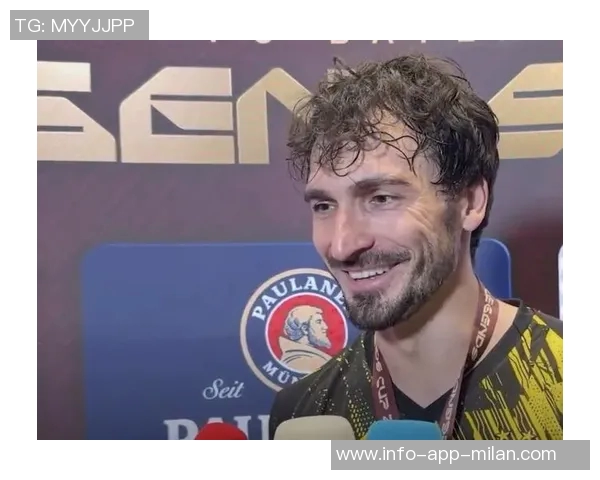 胡梅尔斯盛赞施洛特贝克称其为顶级中后卫具备在任何球队踢球的实力