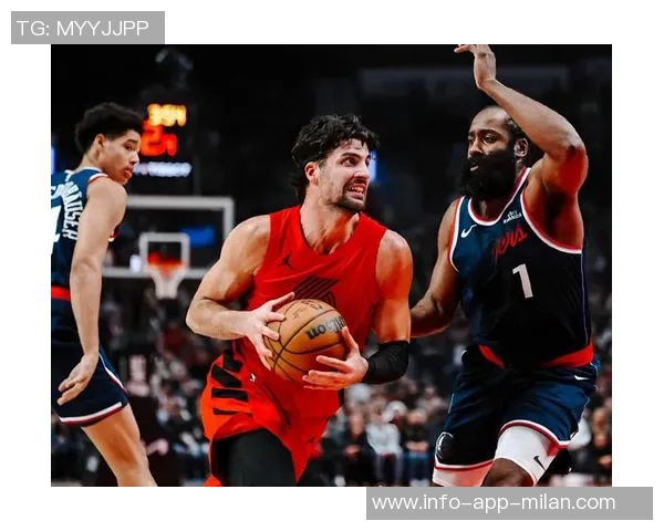 快船客场大胜开拓者迎赛季首次三连胜展现复苏迹象